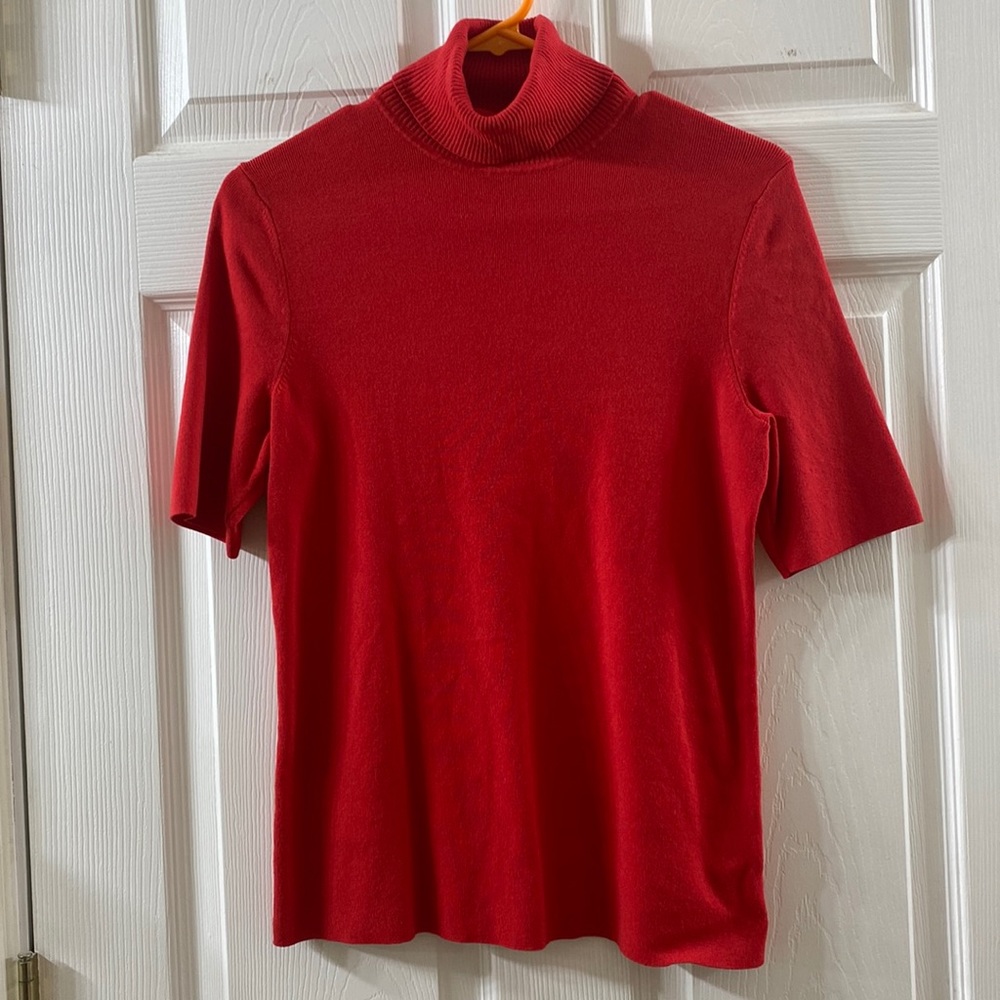Women red sweaters